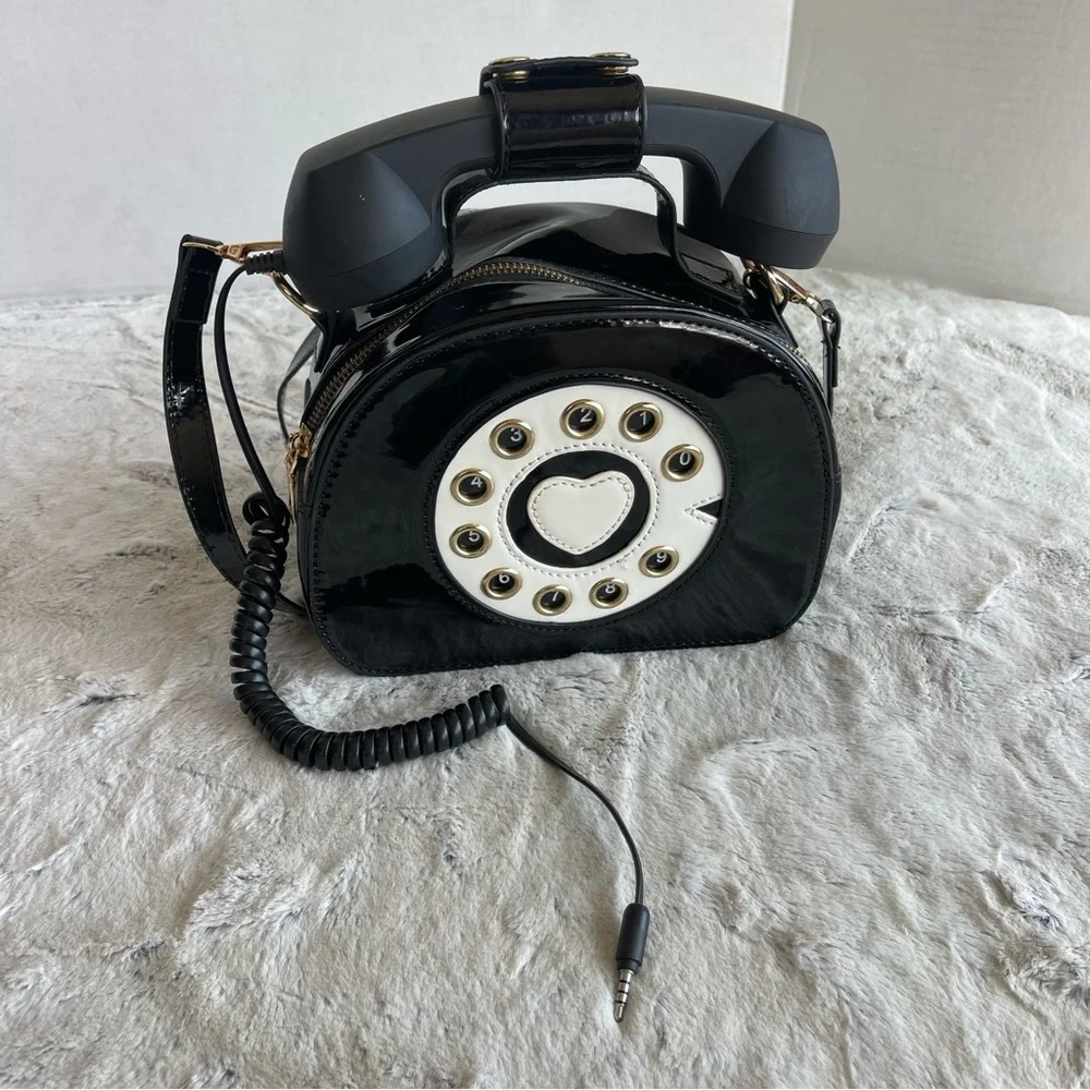 Shiny Black Telephone Shaped Purse Shoulder Crossbody Bag I-Phone Connect Cable